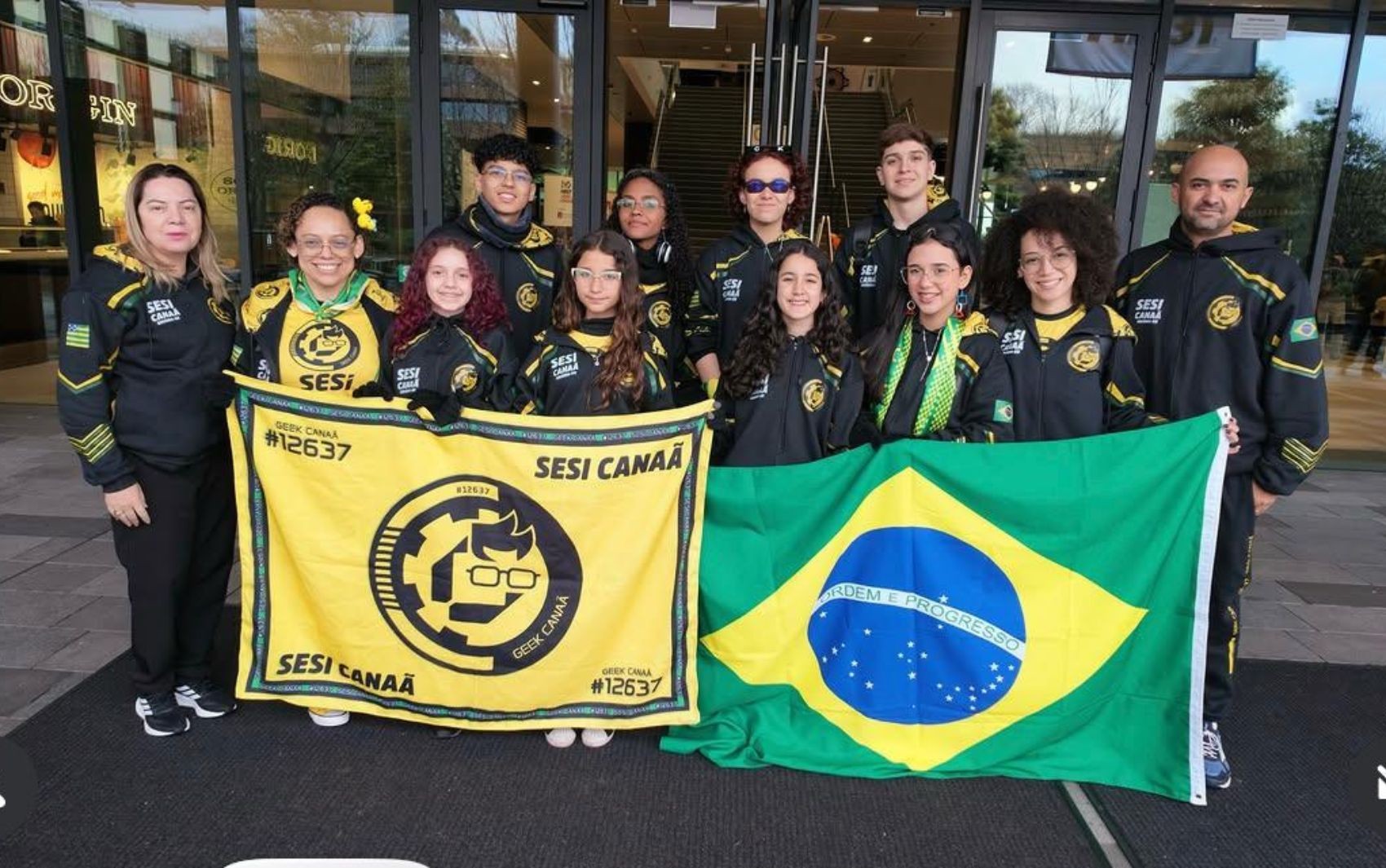 Brasileiros vencem prêmio máximo de campeonato de robótica na Austrália