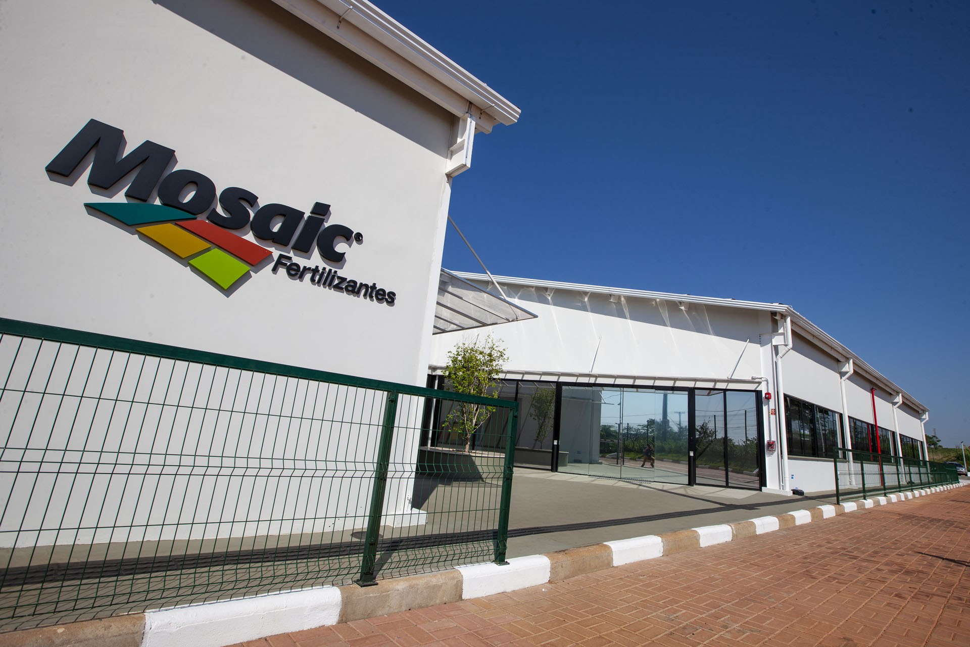 Escassez global de enxofre paralisa indústria de fertilizantes em Goiás e ameaça mais de 600 empregos
