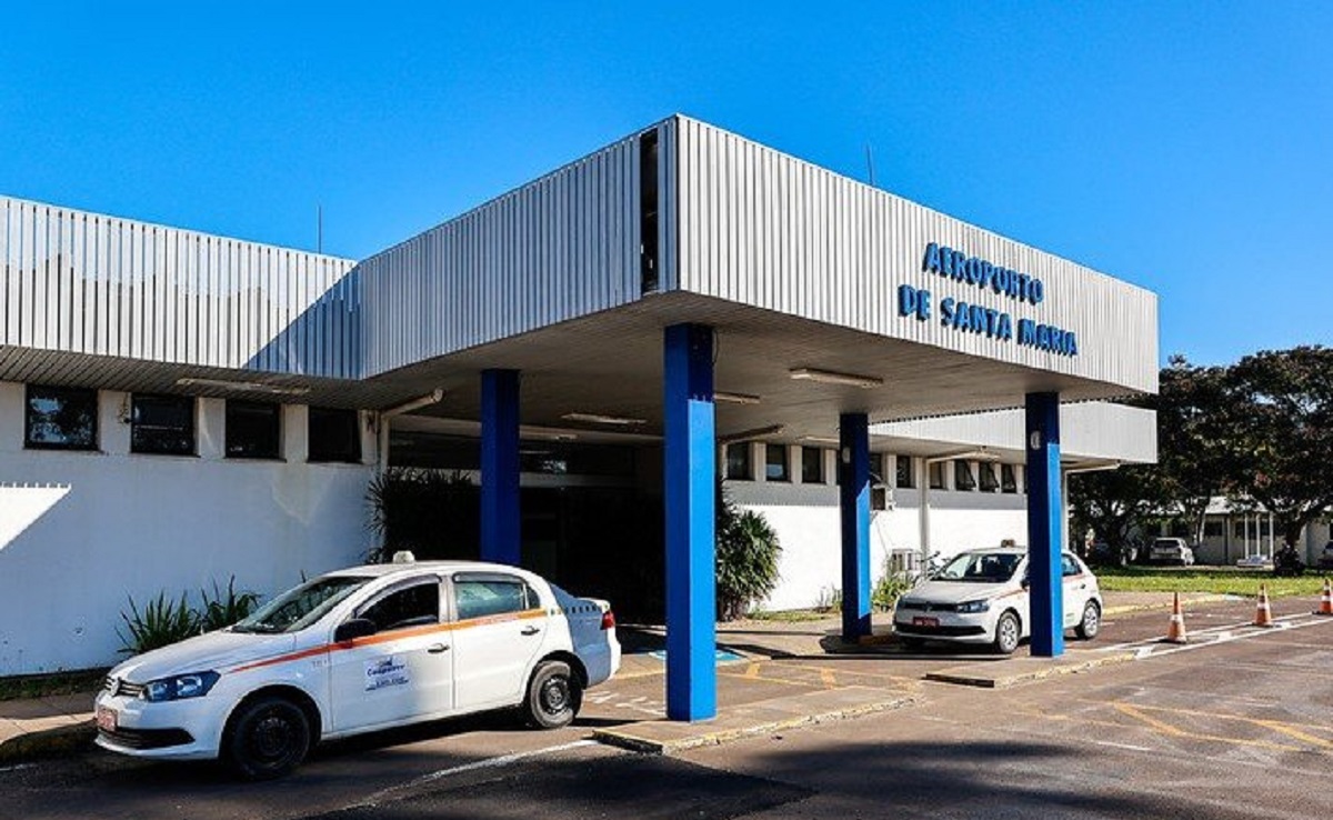 Duas pessoas morrem após queda de bimotor em MS