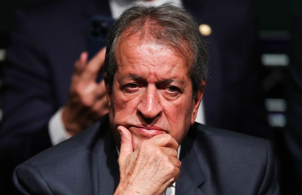 Valdemar diz a Dino que cúpula do PL não tem controle sobre emendas